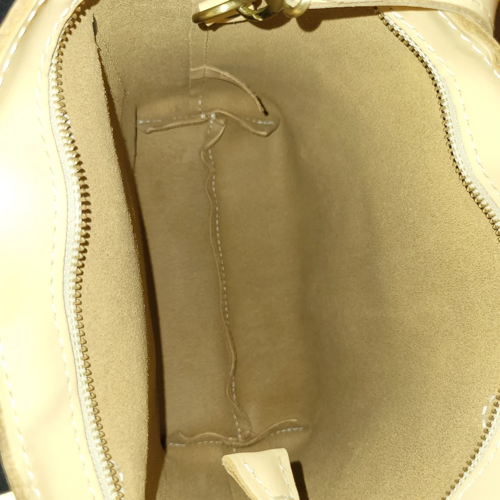 Portland Leather Mini Crossbody w/Zipper in Vanilla - Picture 3 of 4